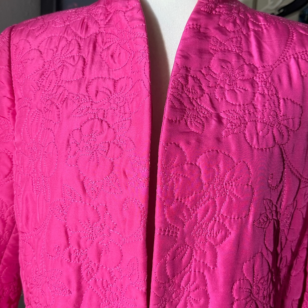 Dana Buchman Fuchsia Pink Blazer – Size 10 – Elegant & Sophisticated - Picture 2 of 9
